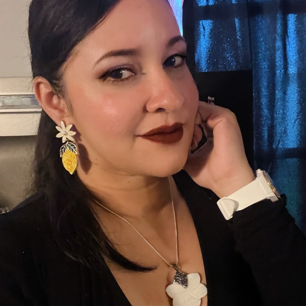 Meet your Posher, Nuria